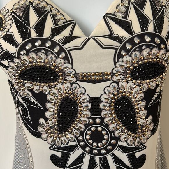 VENUS EMBELLISHED BODYCON MINI DRESS - Picture 3 of 9